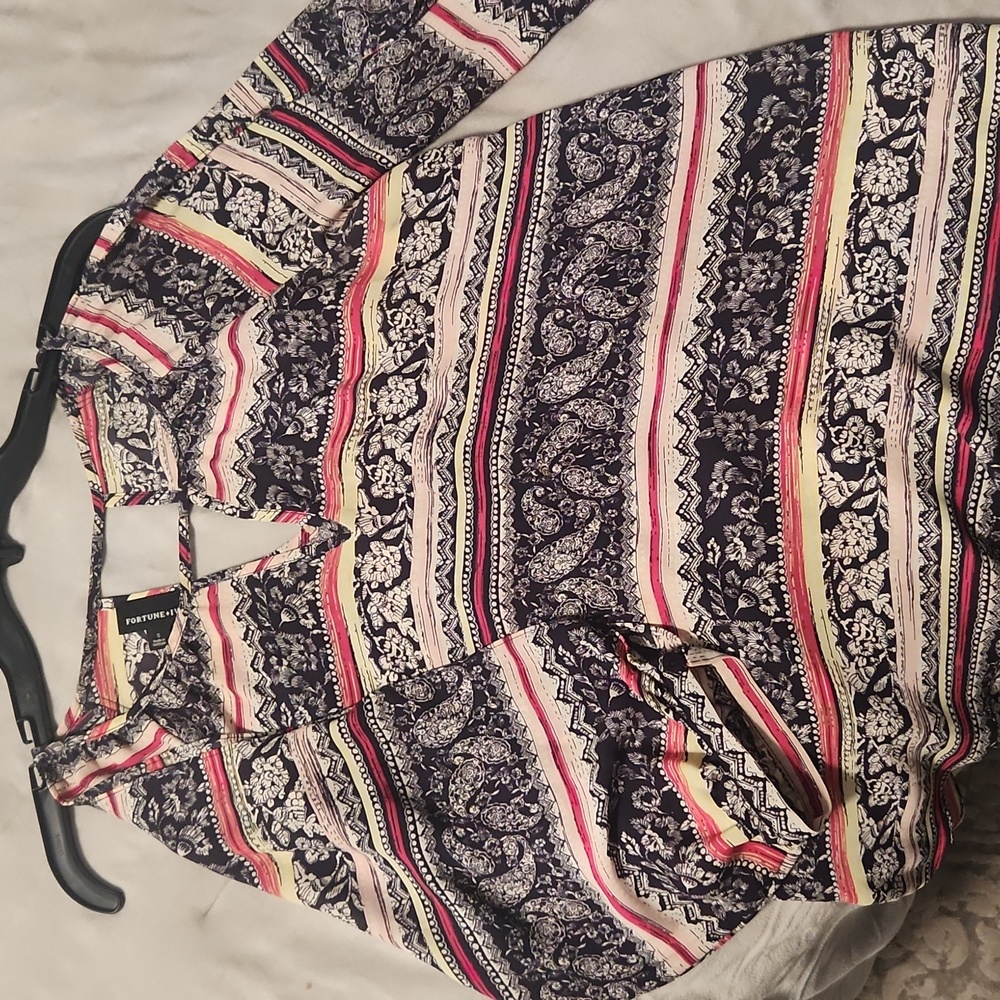 Fortune & Ivy Top. Worn once